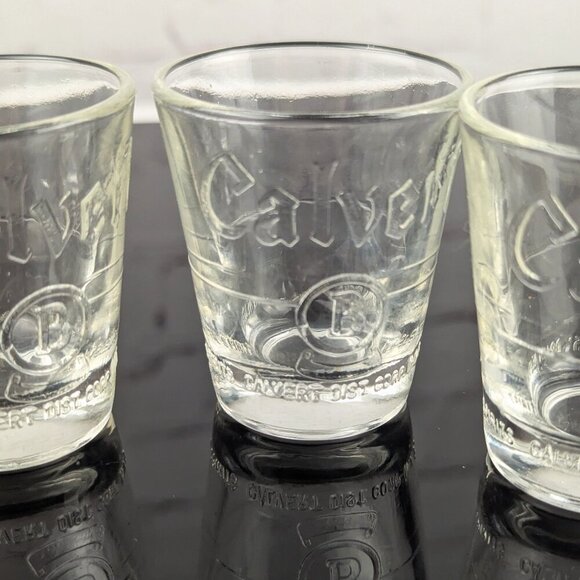 Set of 4 Vintage Calvert Whiskey Shot Glasses - Picture 7 of 8
